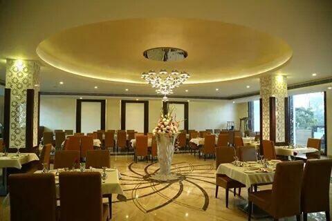 Wingston A Treehouse Hotel Goverdhan Radha Kund Buitenkant foto